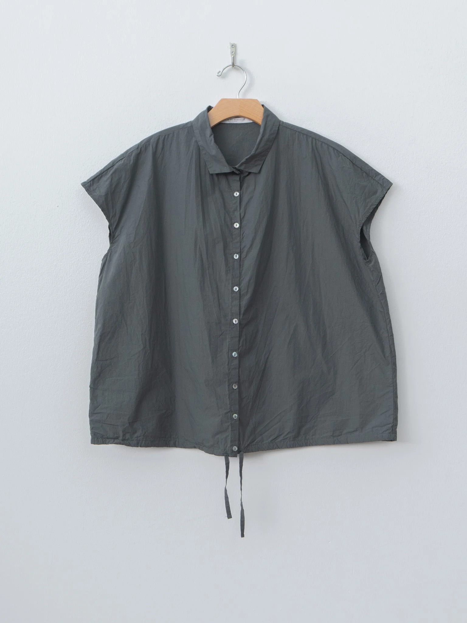 Short Sleeveless Shirt TC - Thyme - 1