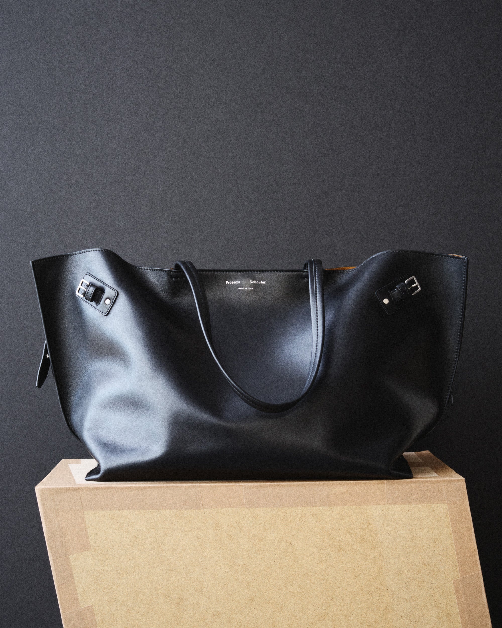 Days Carryall in Smooth Calf - 7