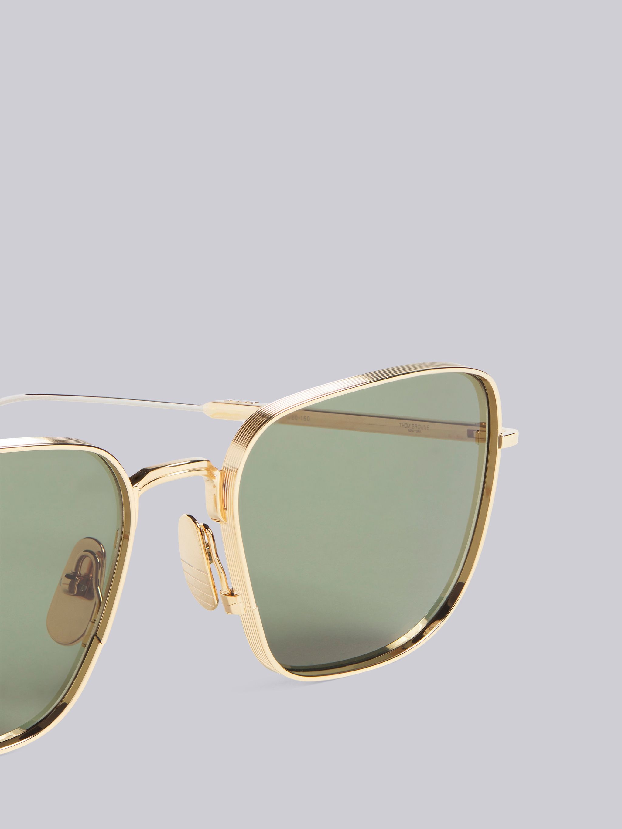 TB124 - White Gold And Green Aviator Sunglasses - 2