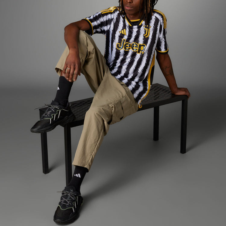 adidas Juventus 23/24 Home Jersey 'Black White' HR8256 - 5