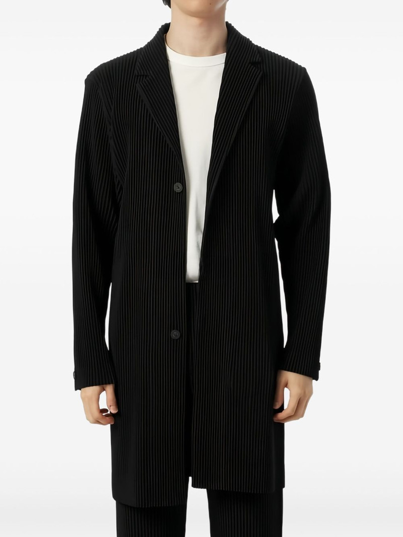 ISSEY MIYAKE plissé buttoned coat outlook