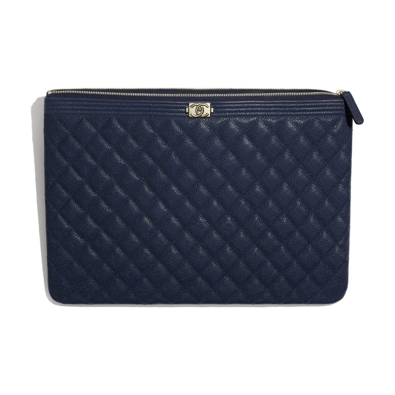 BOY CHANEL Large Pouch 3