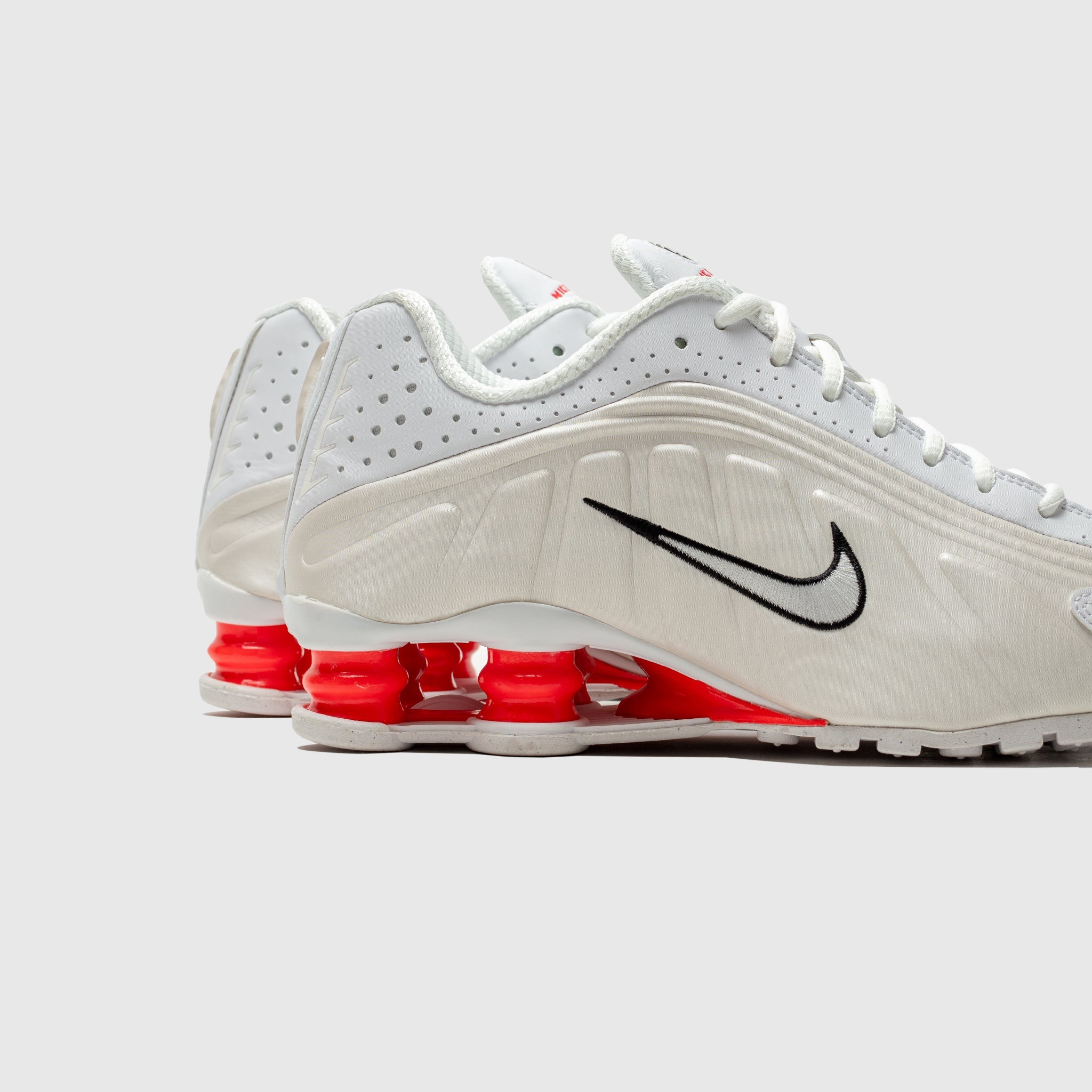 WMNS SHOX R4 "PHANTOM" - 5