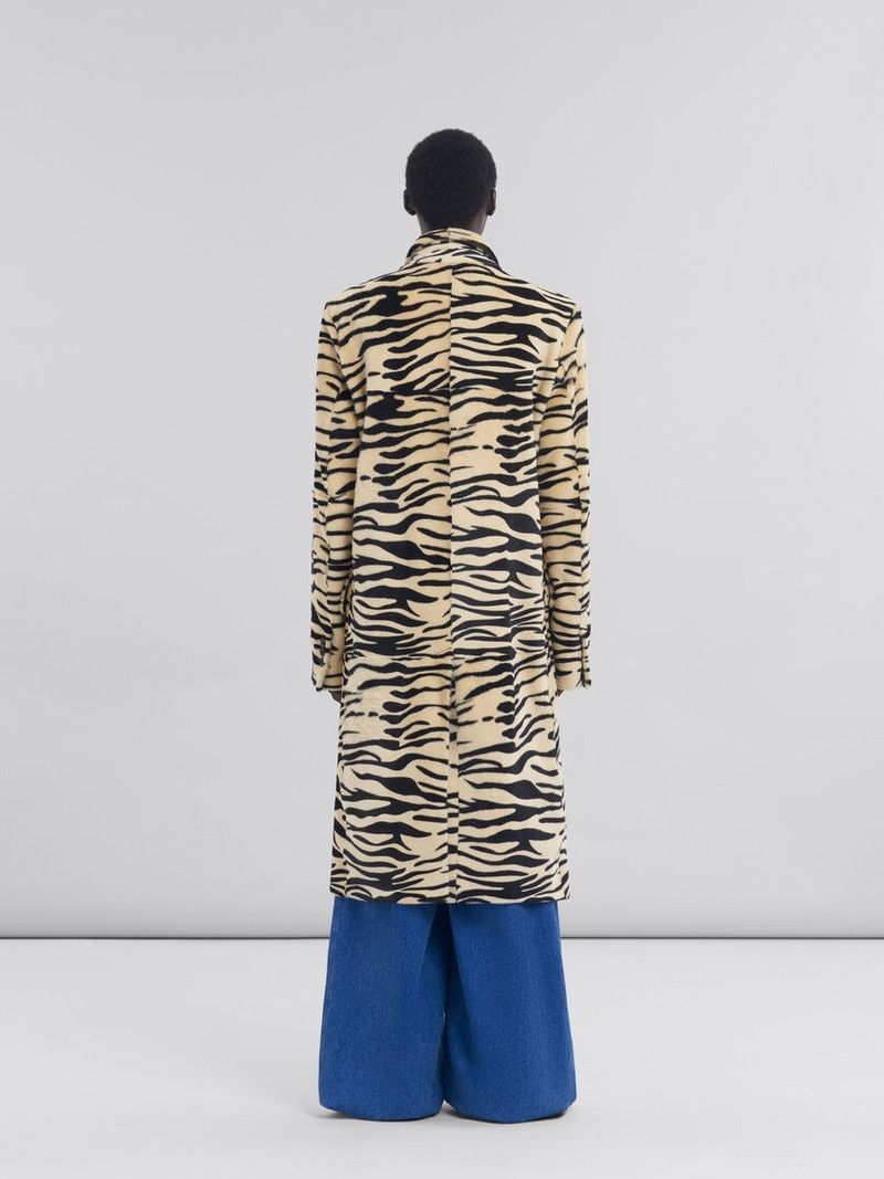 DOUBLE BREASTED TIGER PRINT SHEARLING COAT 3
