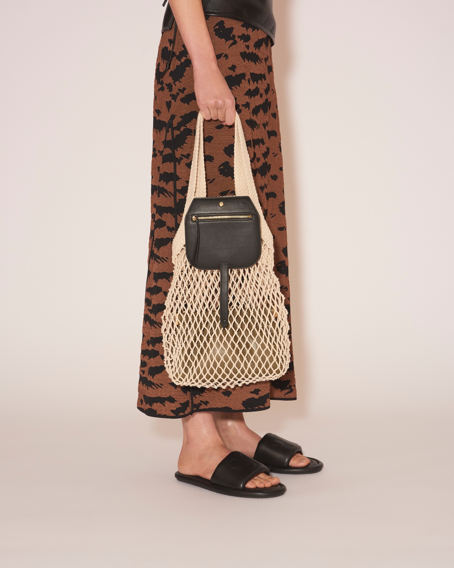 RUBA - Cotton mesh shopping tote - Black/Creme - 2