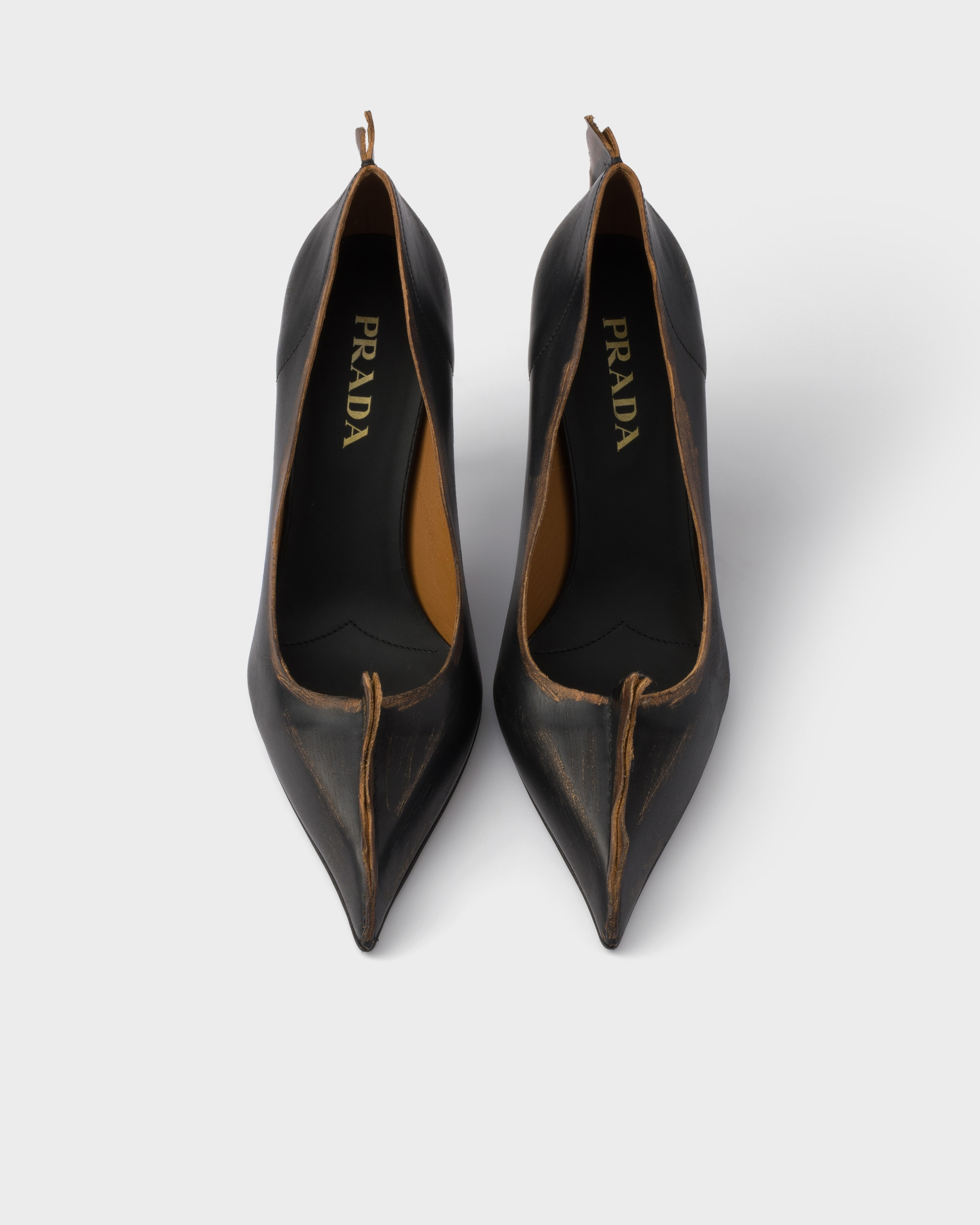 Antiqued leather pumps - 4
