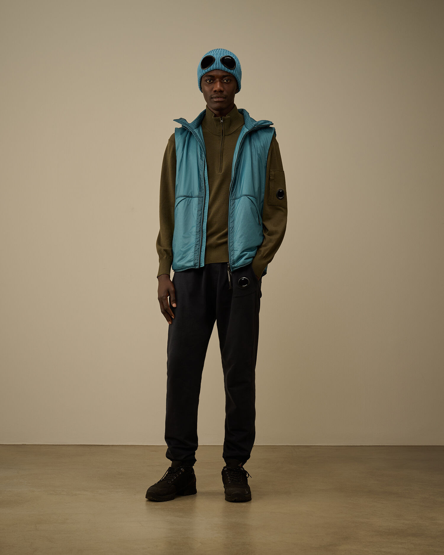 Nada Shell Goggle Padded Gilet - 2