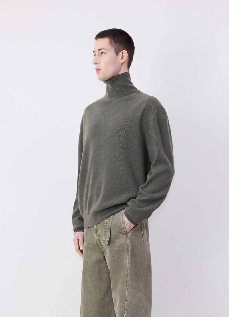 TURTLENECK JUMPER 5
