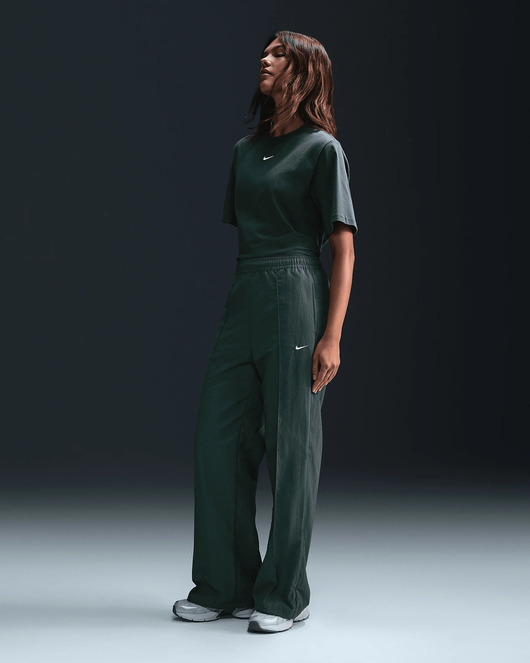 Nike Sportswear Everything Wovens Women's Mid-Rise Open-Hem Pants - 1