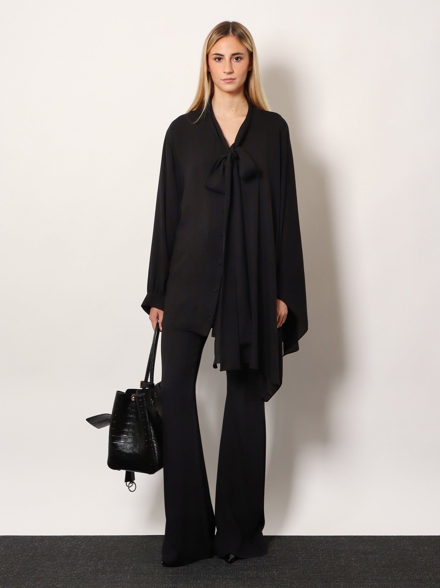 Silk Shirt With Bow - 2
