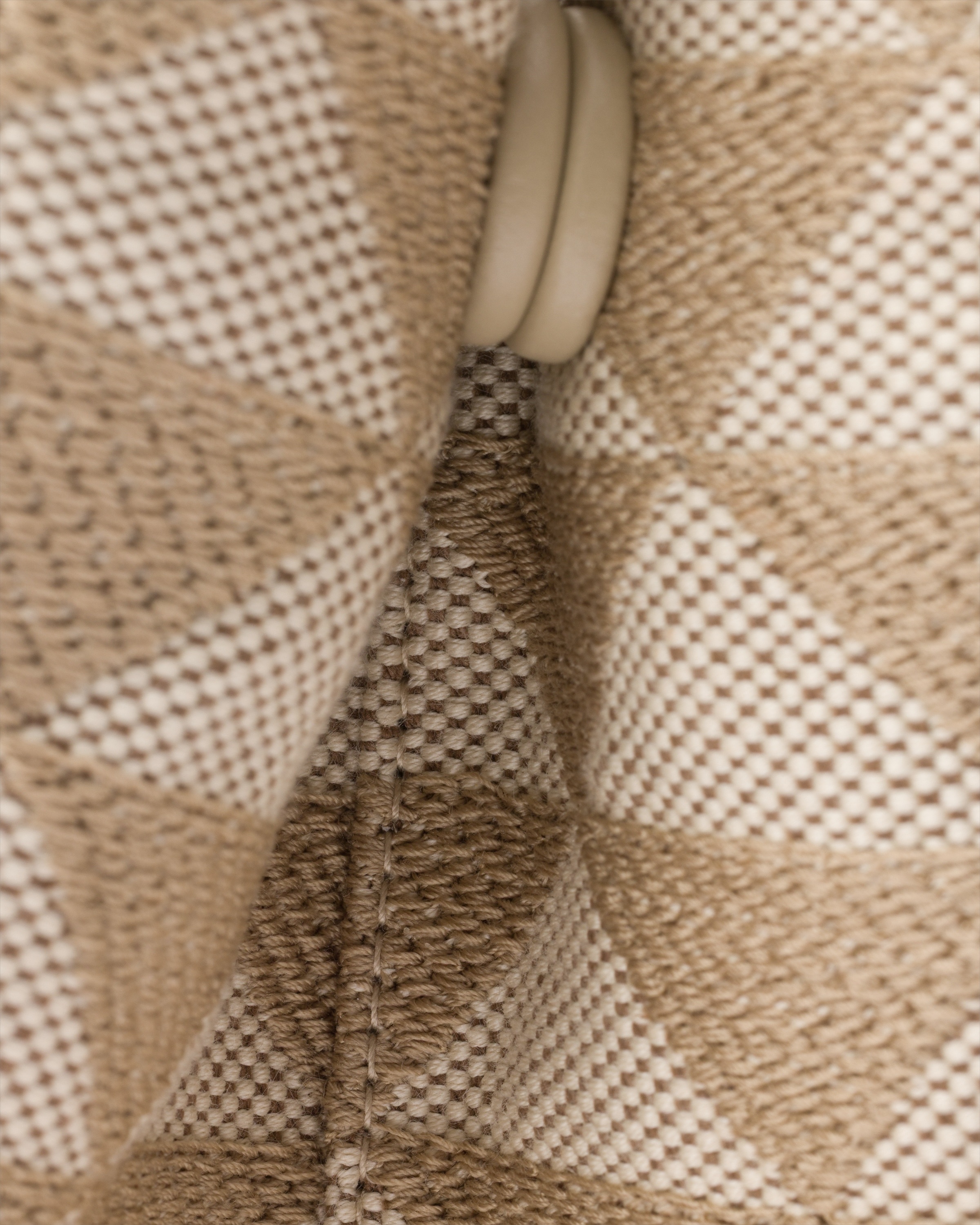 Small embroidered fabric handbag - 5
