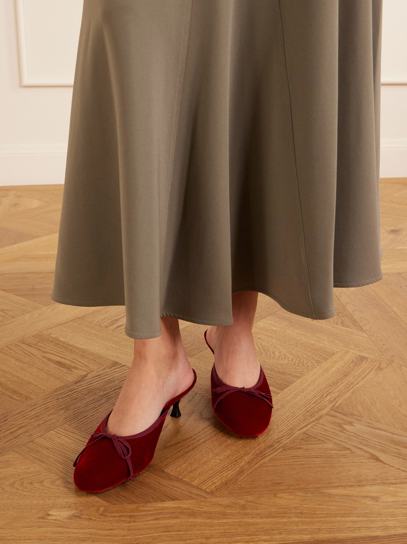 herbert levine 24/7 50 Bow-detailed Velvet Pumps outlook