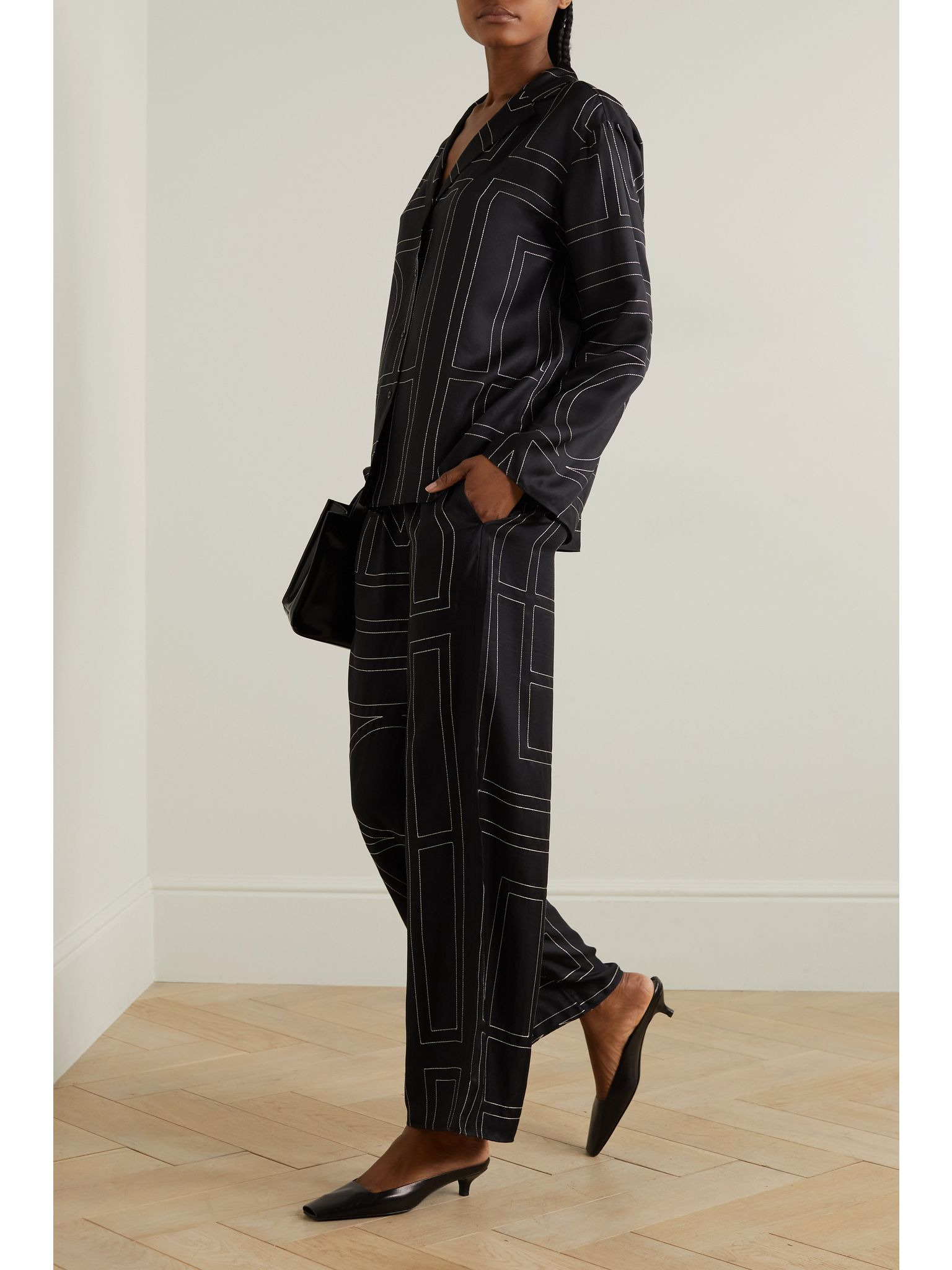 Embroidered silk-twill wide-leg pants Black - 2
