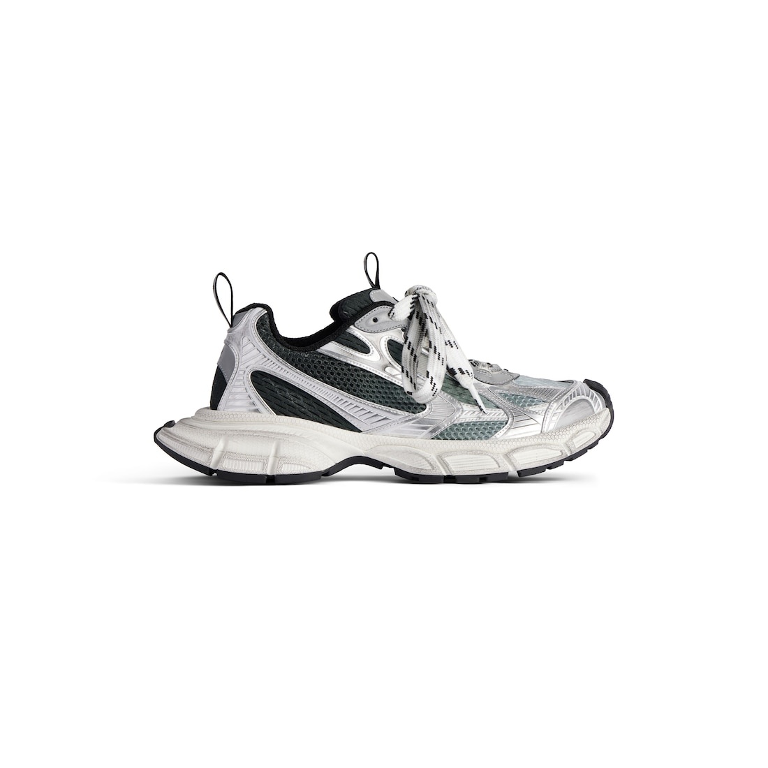 Women's 3xl Gradient Sneaker  in Black/grey/white - 1