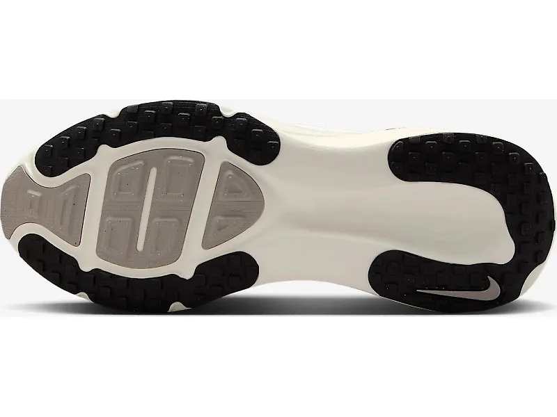 Nike Vomero 18 - 4