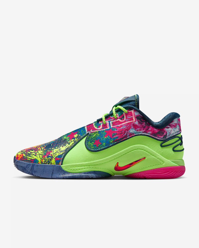 LeBron XXII Basketball Shoes 1