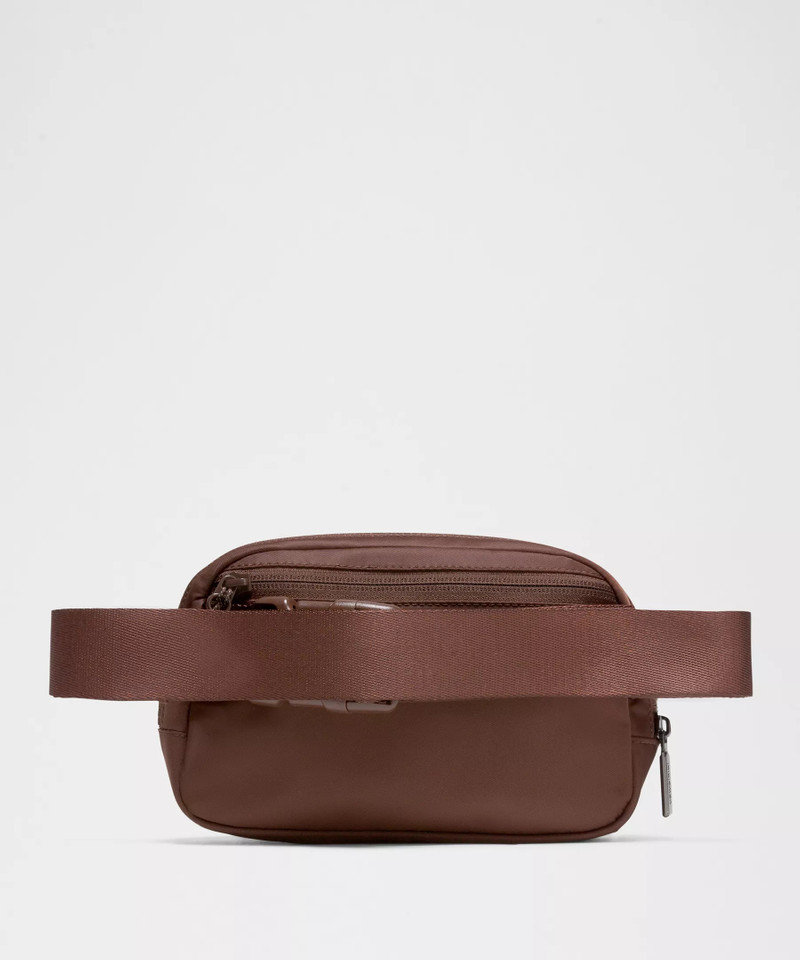 Everywhere Belt Bag with Long Strap 1L 3