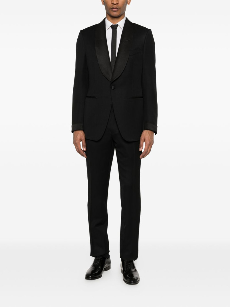 TOM FORD shawl-collar dinner suit outlook