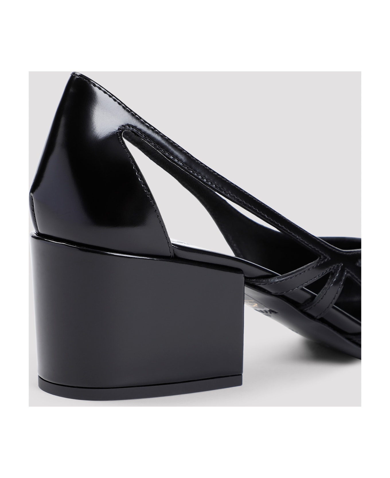 Cut-out Pumps - 5