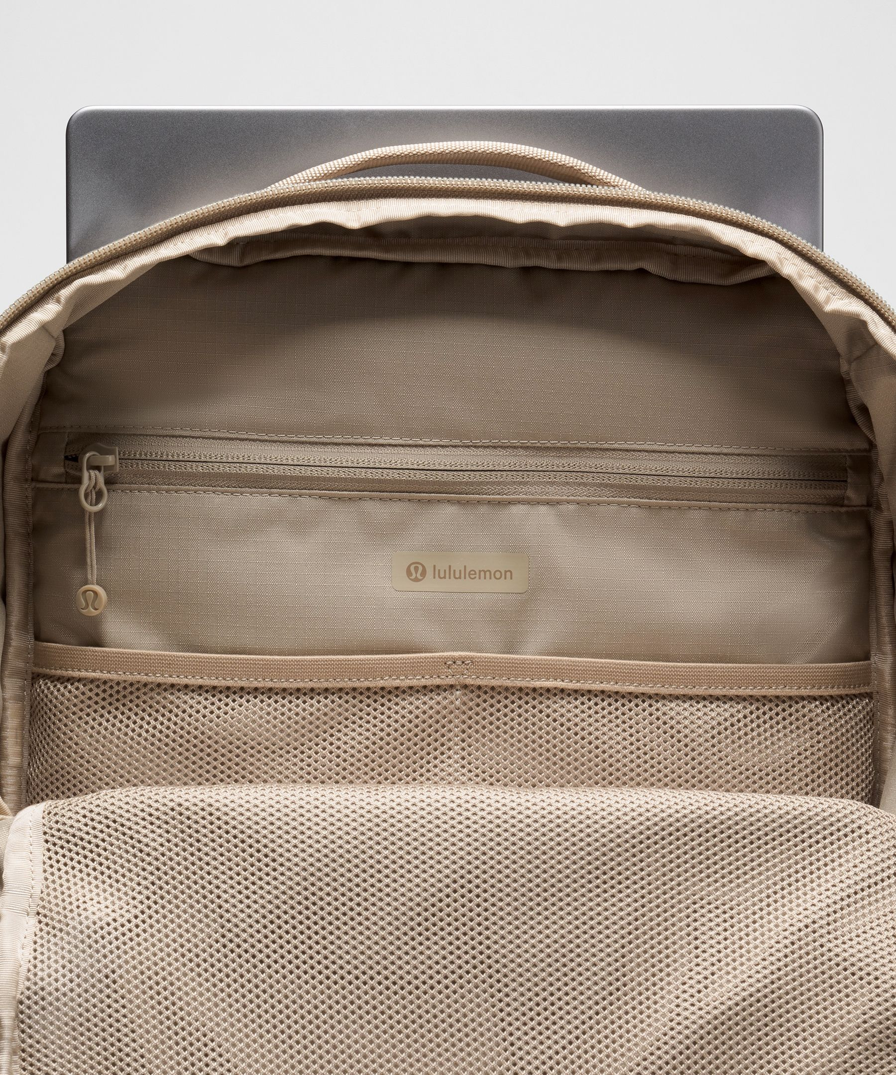 Triple-Zip Backpack 28L *Tech Canvas - 5