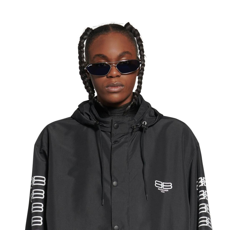 Stretch Oval Sunglasses in Blue 5