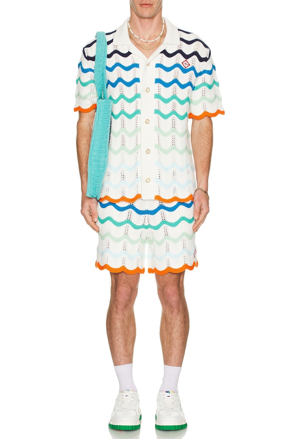 Gradient Wave Texture Shorts - 4