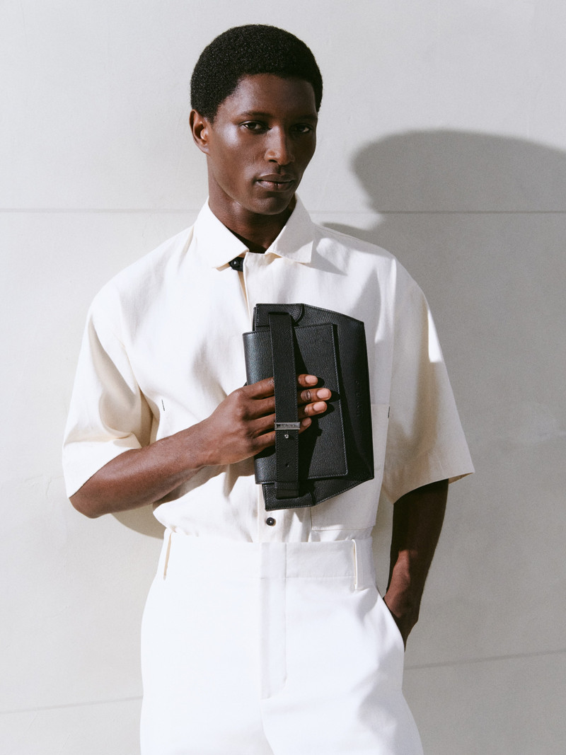 JACQUEMUS Le messenger Capri outlook