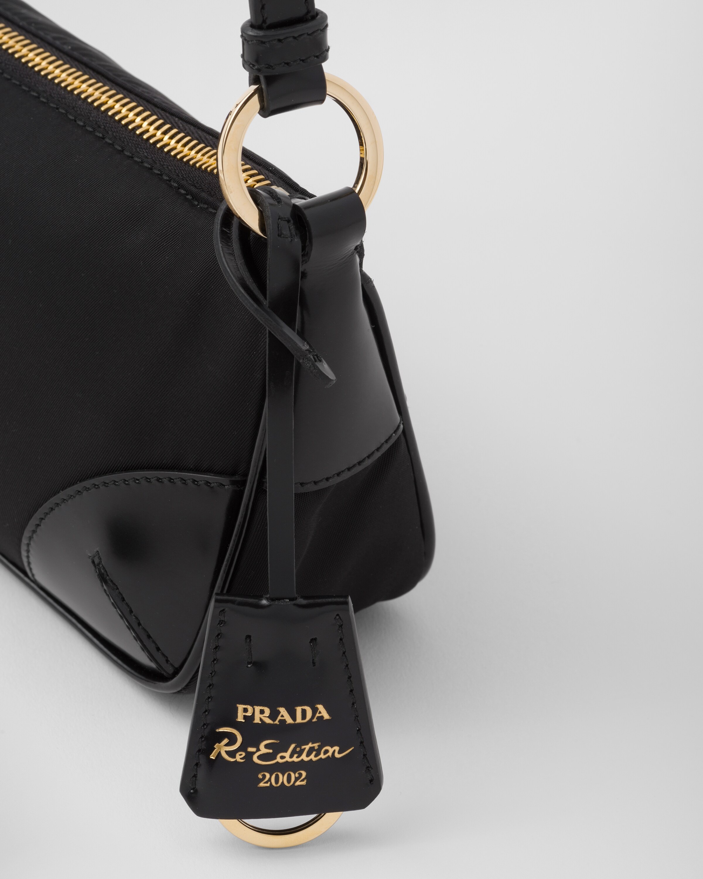 Prada Re-Edition 2002 Re-Nylon and brushed leather shoulder