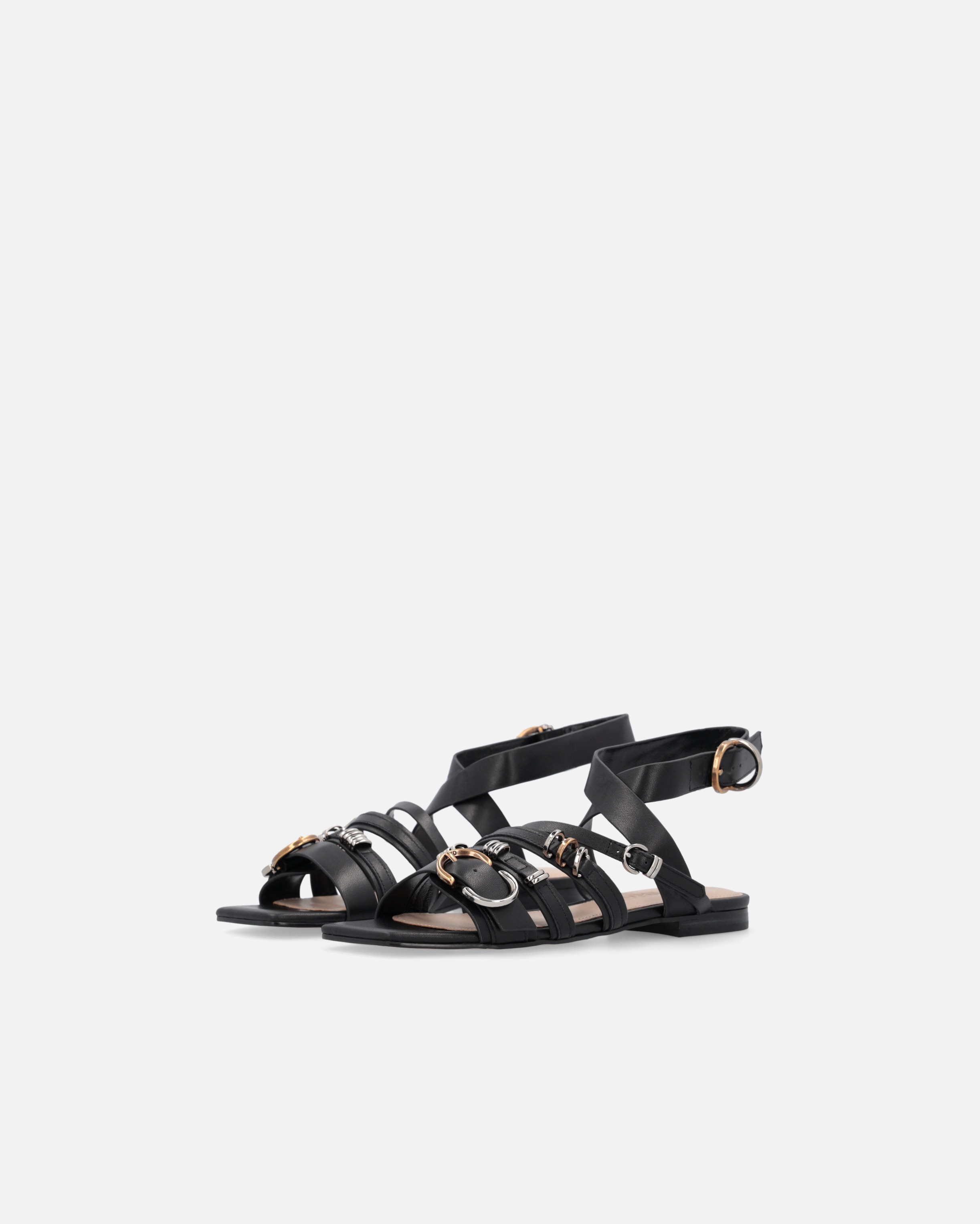 FLAT SANDALS WITH BRAIDED STRAPS AND METALLIC DETAILS - 6