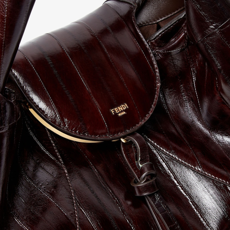 FENDI Fendi Spy outlook