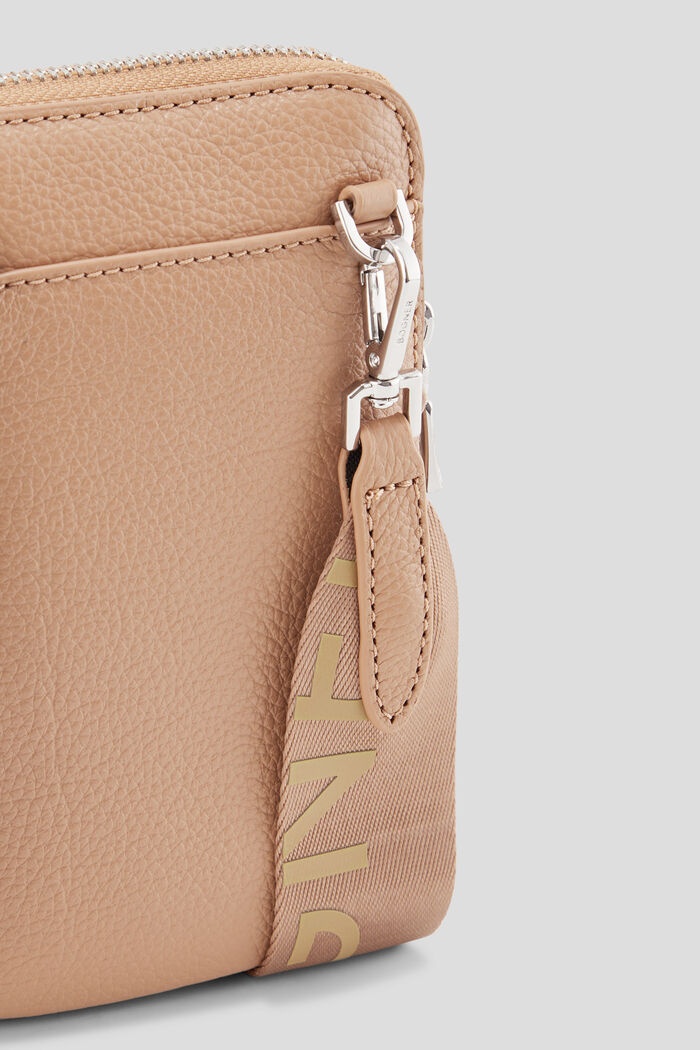 Pontresina Johanna Smartphone pouch in Sand - 5