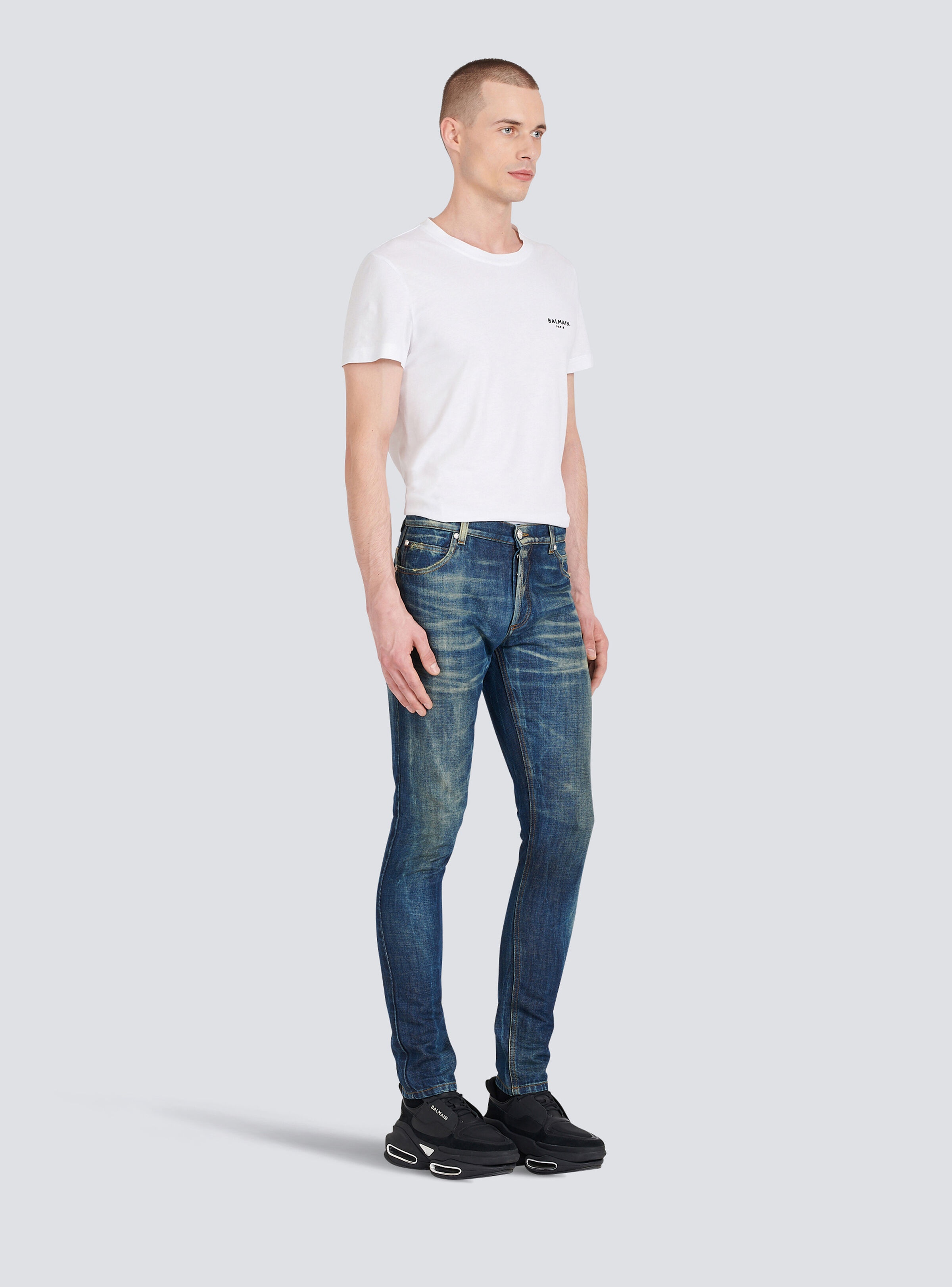 Slim cut faded cotton jeans - 5