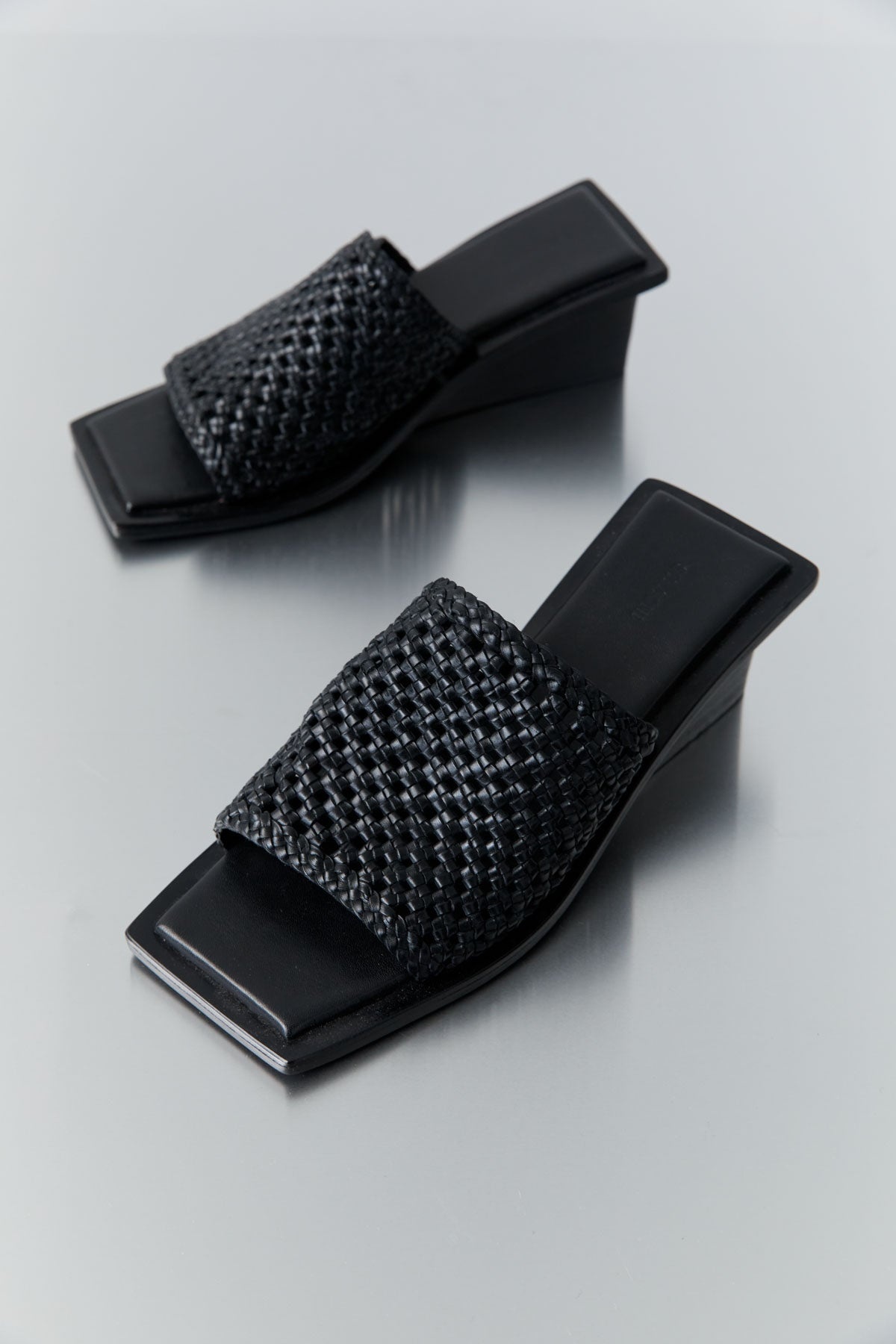 90s Macrame Wedge Heel - Black - 2
