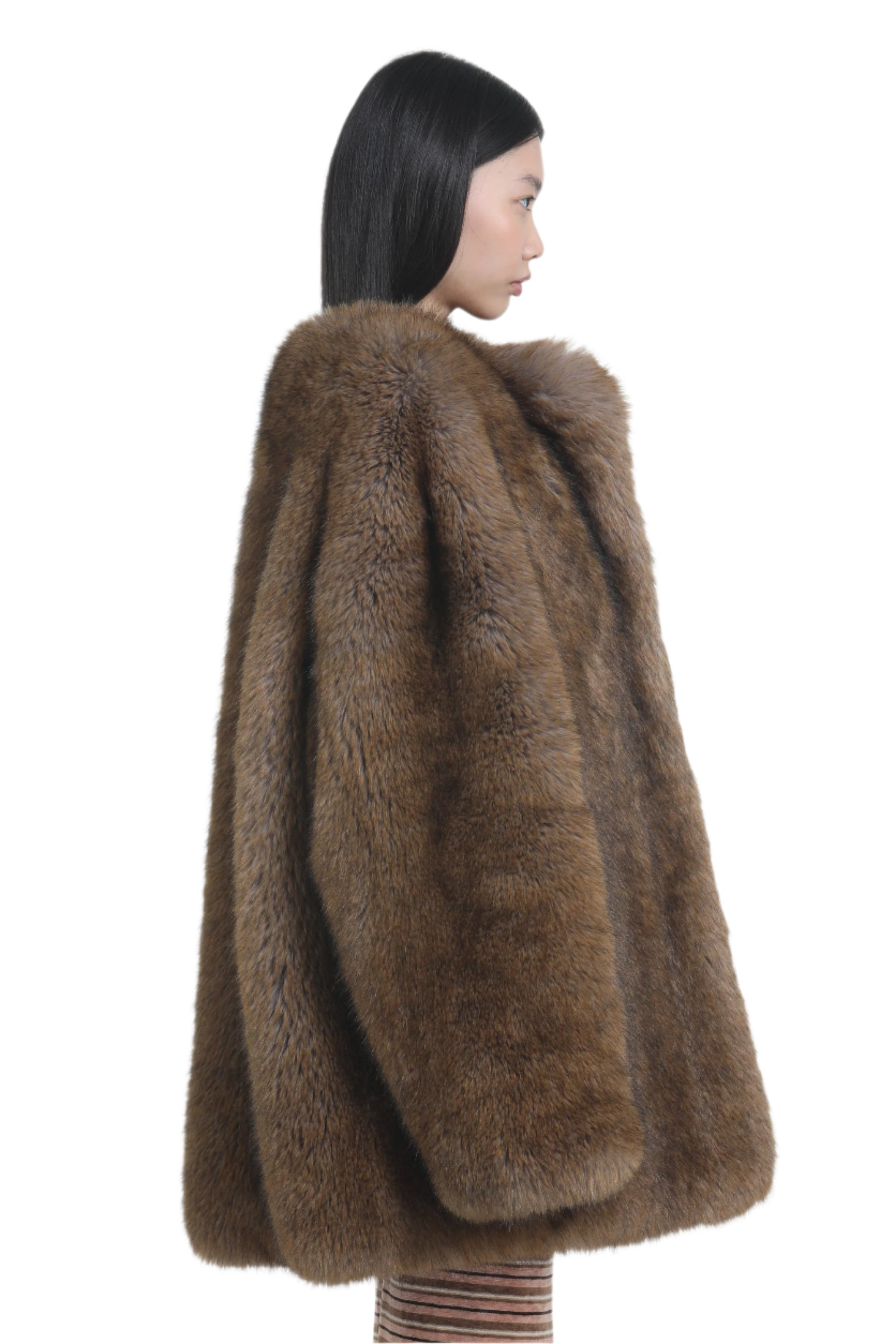 OVERSIZED OPEN FAUX FUR - 3