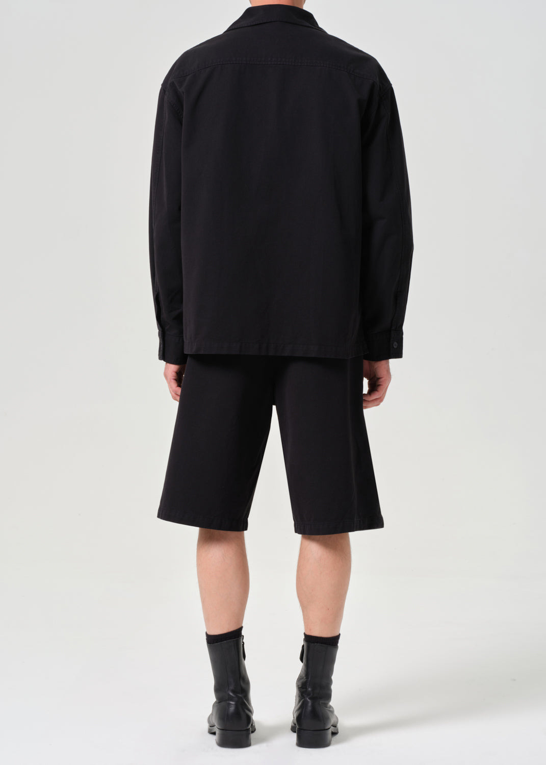 COSMO SHORT IN BLACK - 3