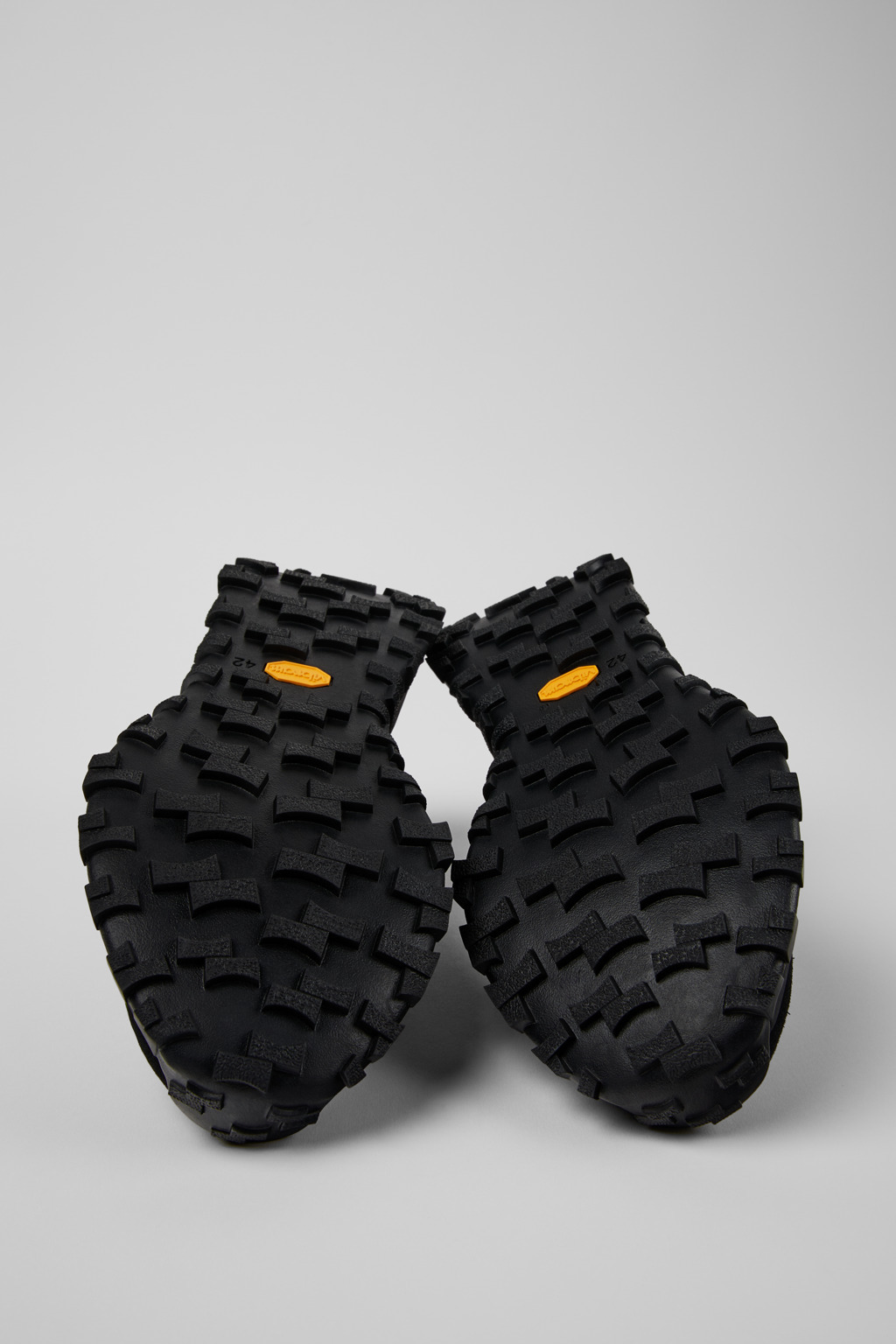 Black Leather and Nubuck Sneakers for Men. - 5