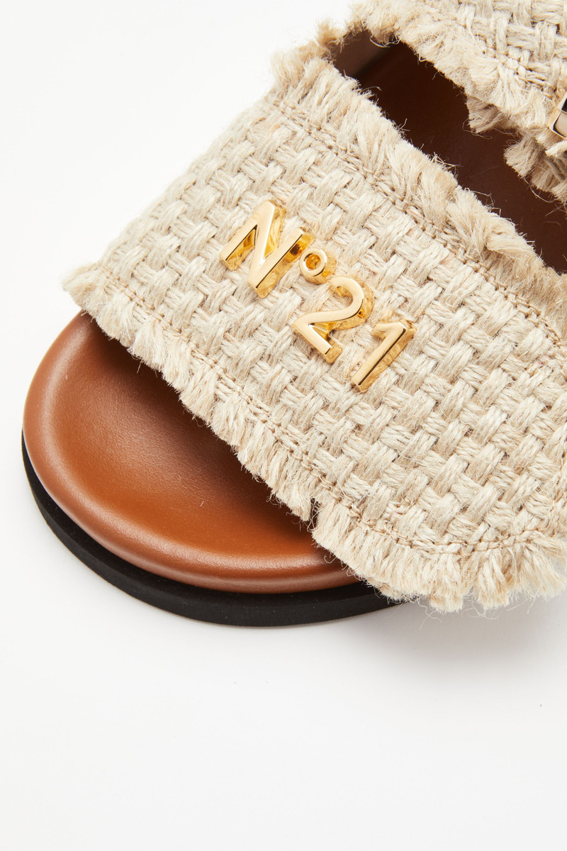 LOGO PLAQUE WOVEN SANDALS 5
