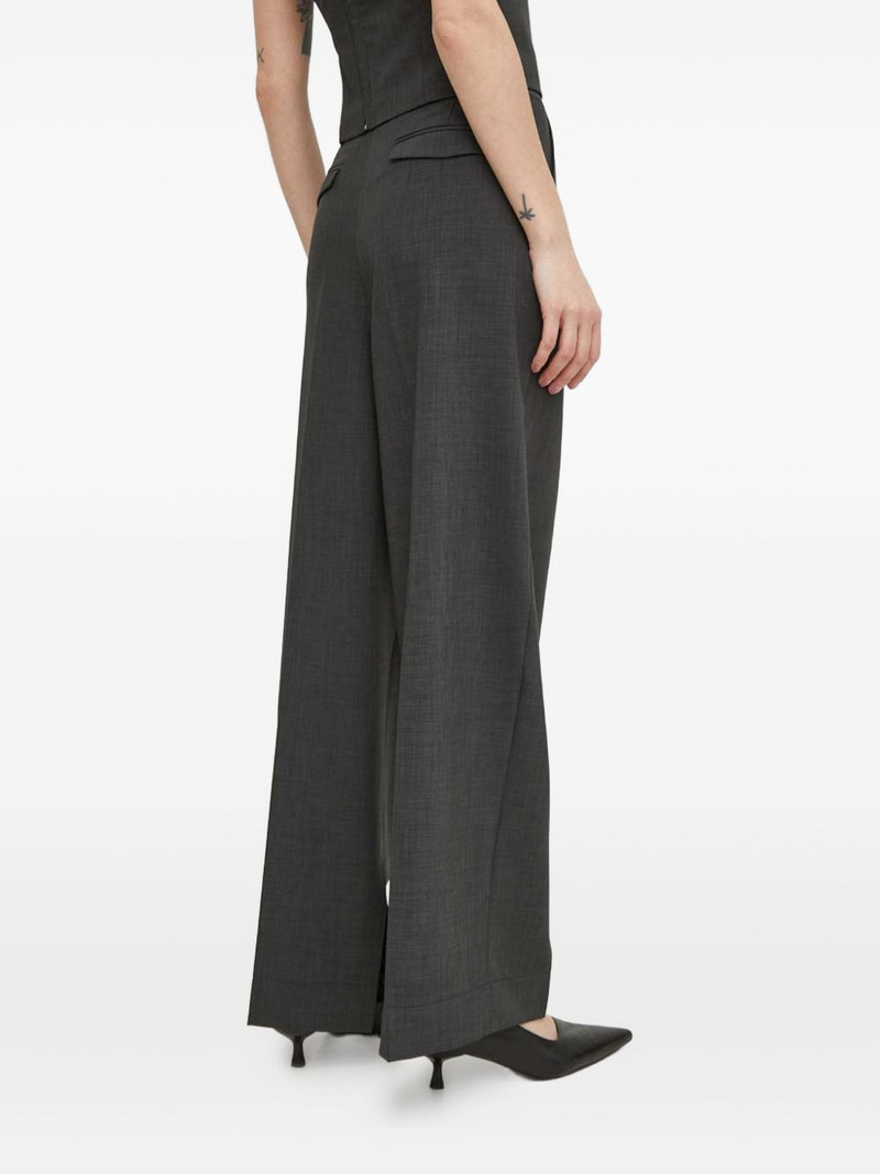 belt-loops trousers 3