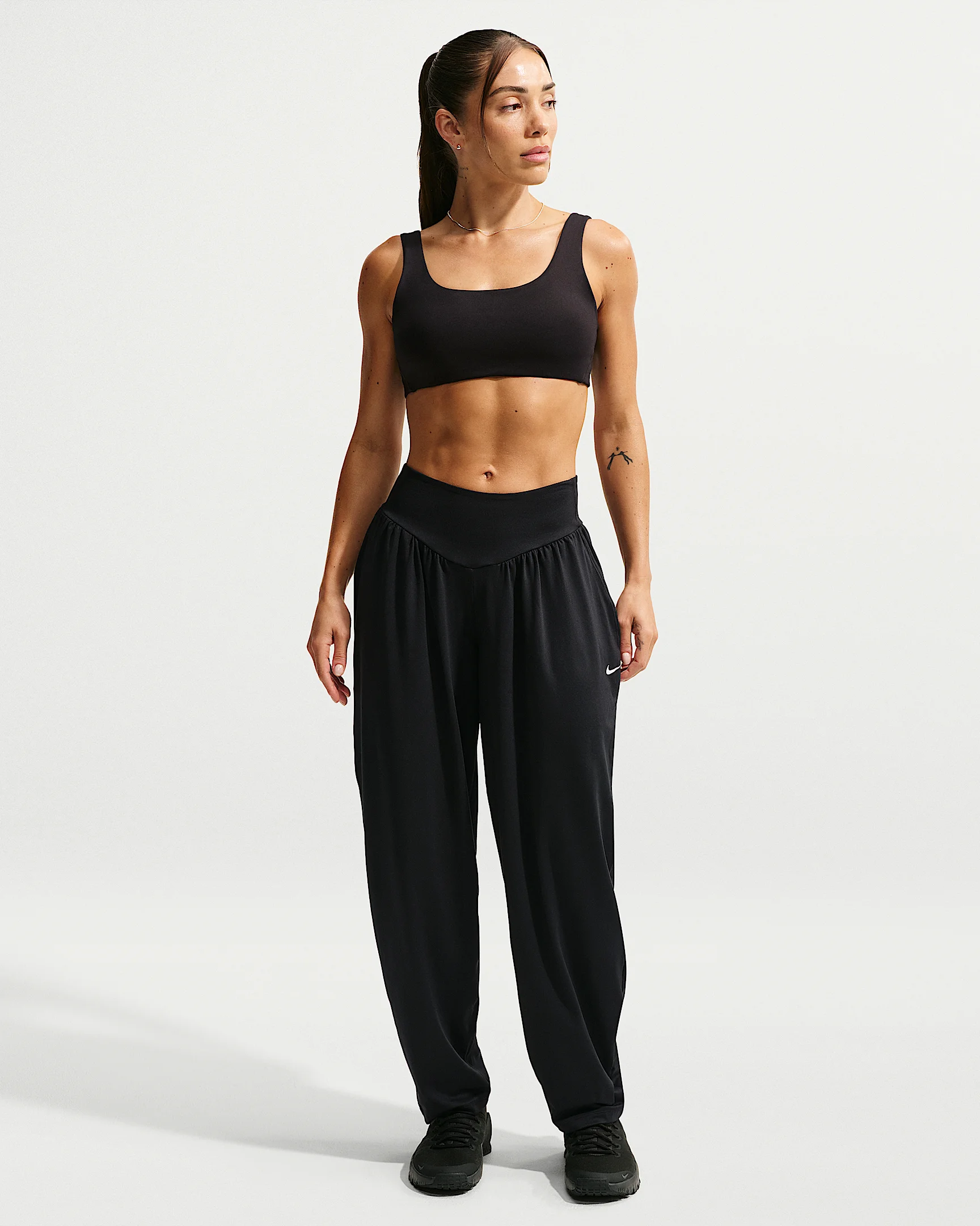 Nike One Relaxed Women's Dri-FIT Pants - 1