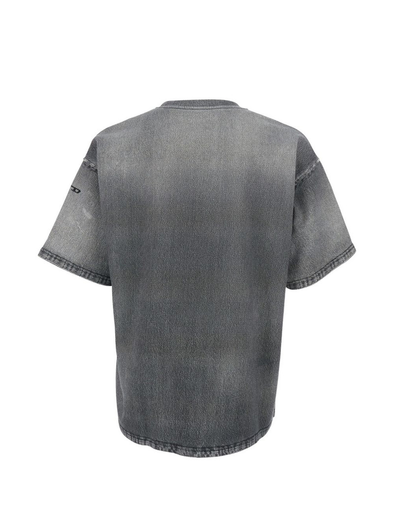Diesel distressed T-shirt outlook