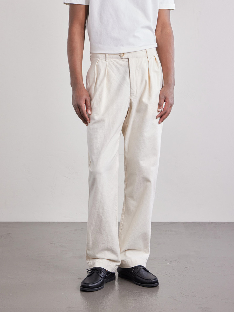 Trunk Straight-Leg Pleated Cotton Woven Trousers 3