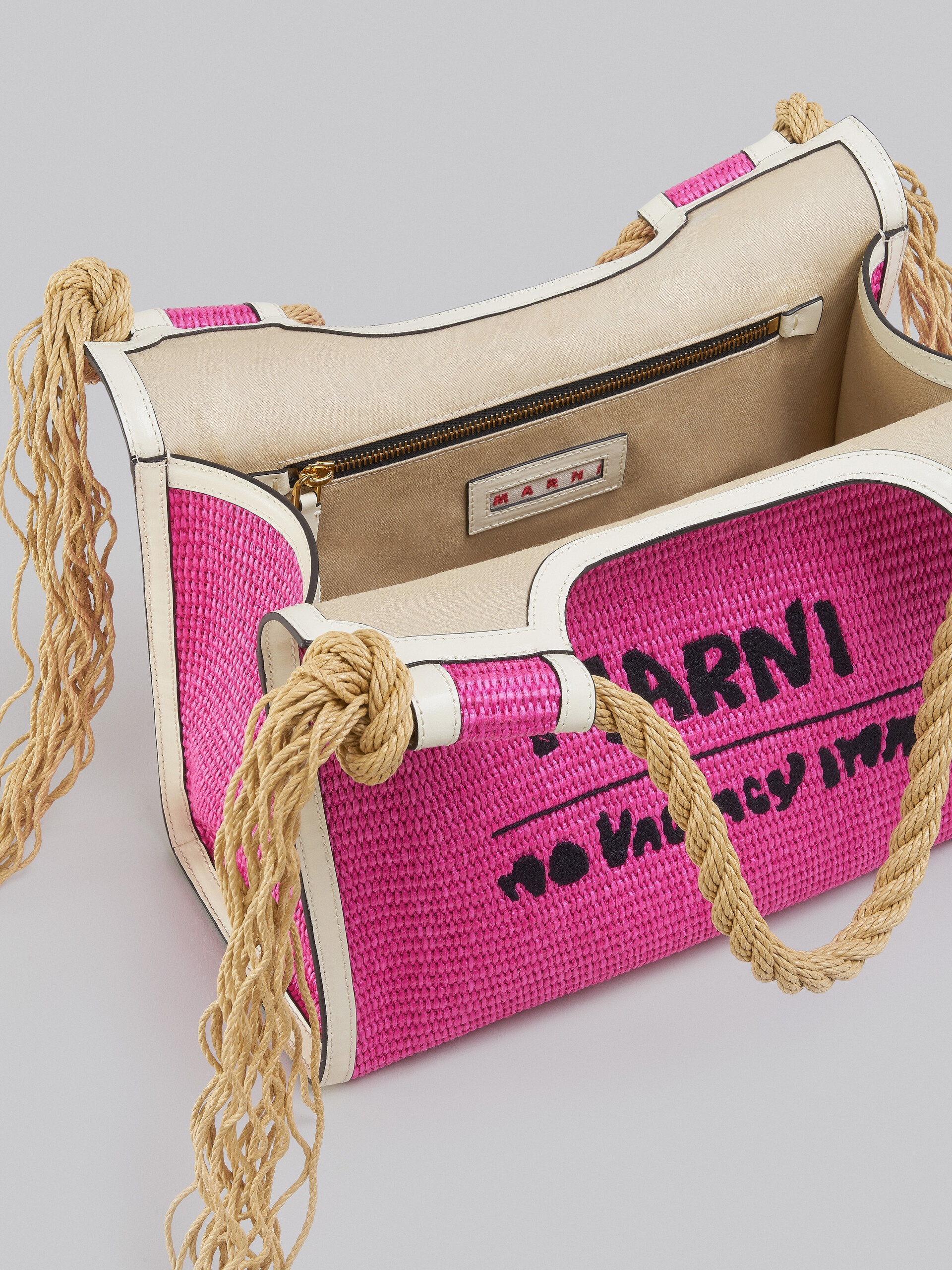 MARNI X NO VACANCY INN - MARCEL TOTE BAG IN PINK RAFFIA WITH WHITE TRIMS - 4