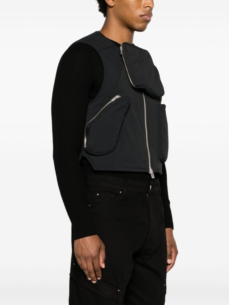 Pooled multi-pocket gilet 3