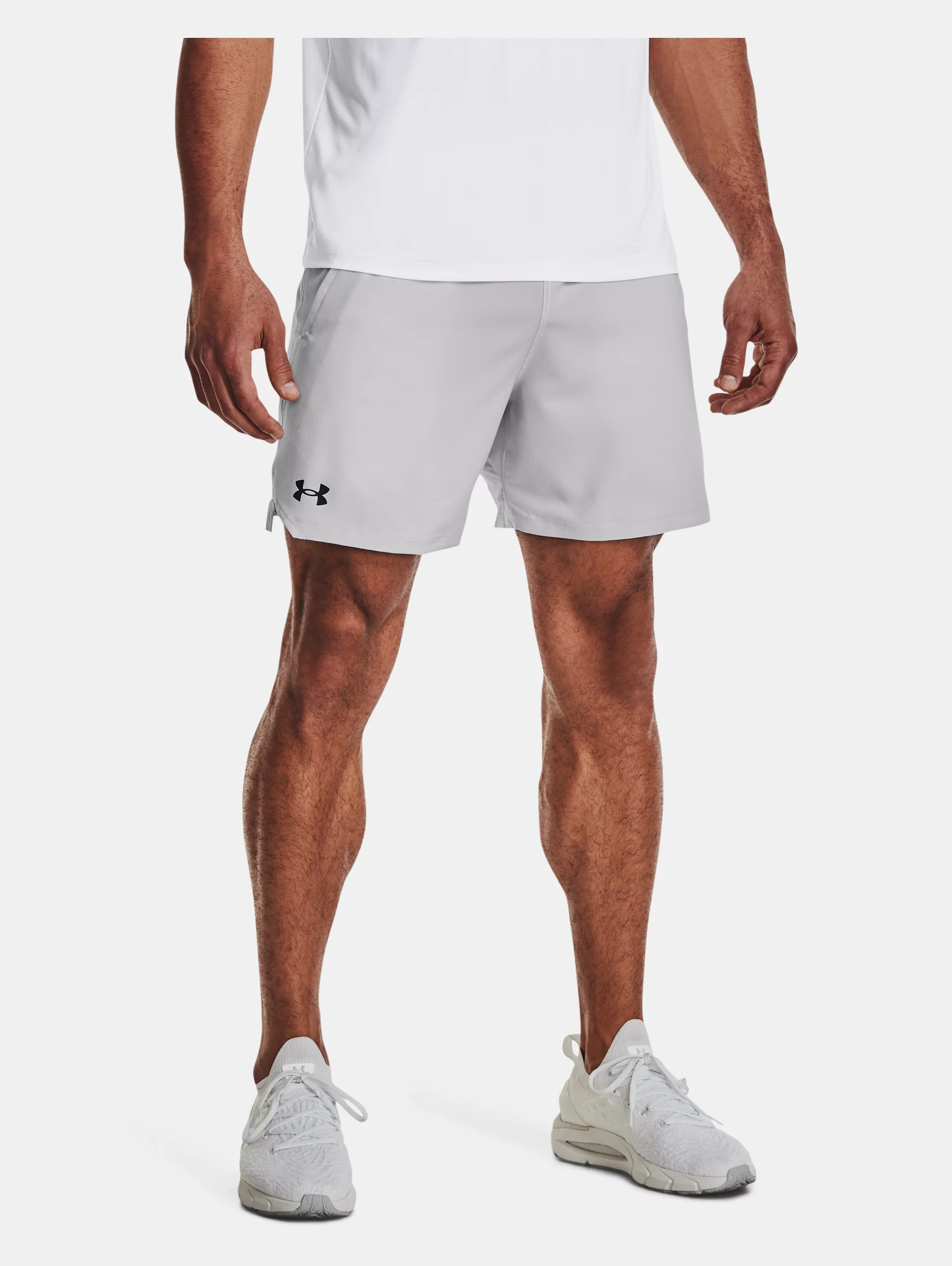 Men's UA Vanish Woven 6" Shorts - 2