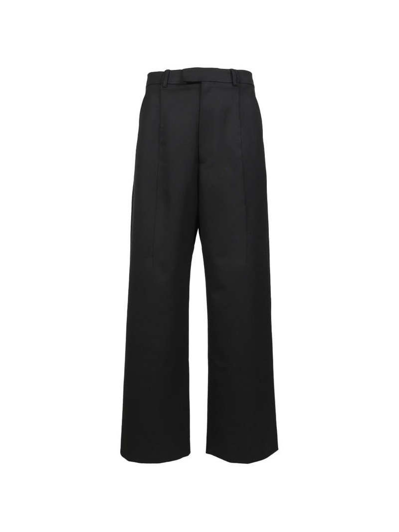 belt-loop trousers 1