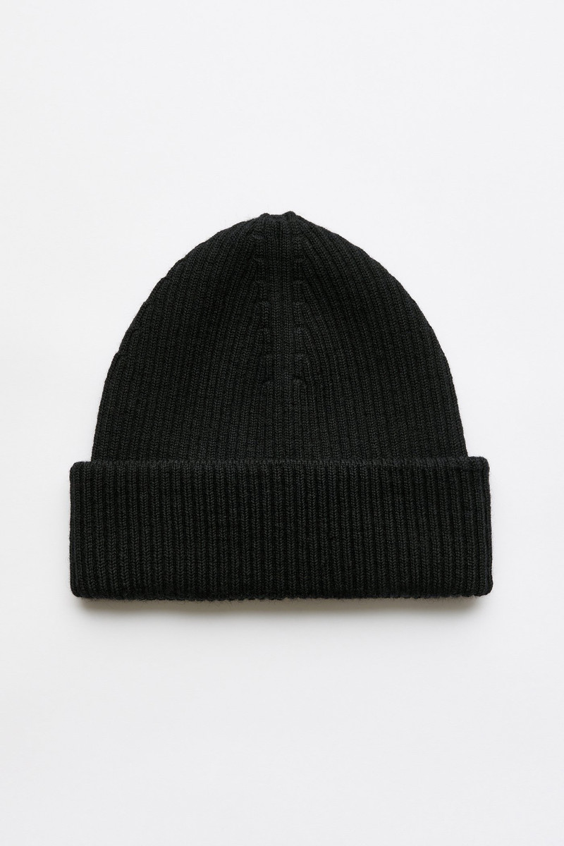Knit Hat Black Rustic Merino 1