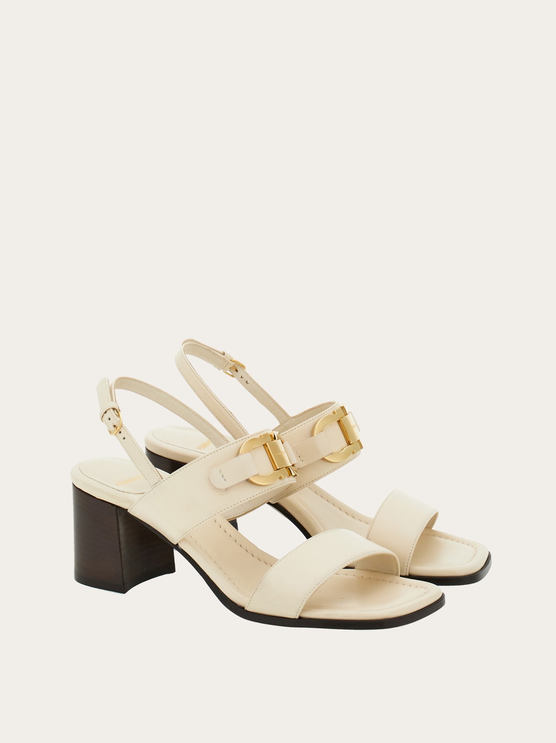 Sandal with Gancini ornament - 5