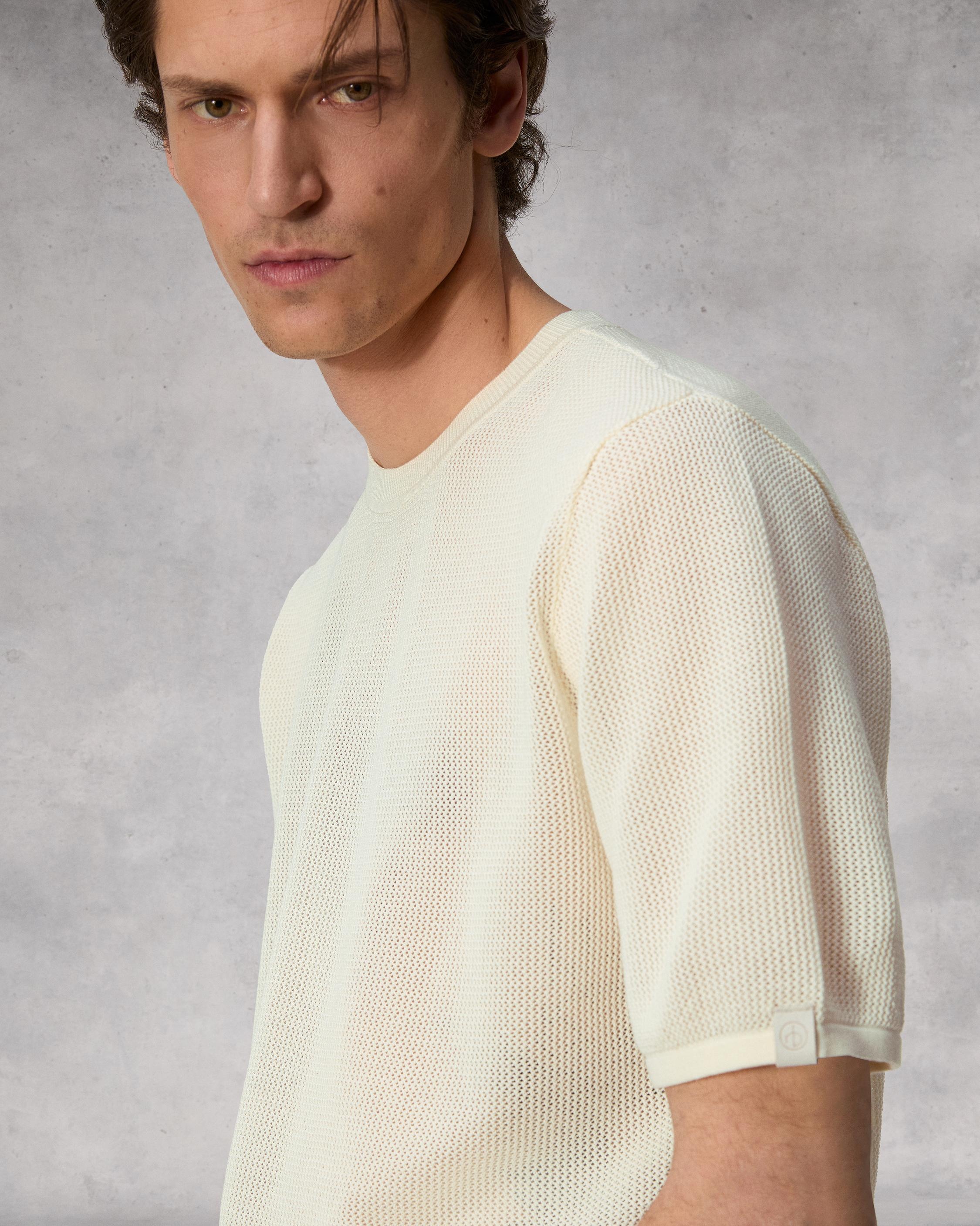 Payton Tee
Cotton T-Shirt - 6