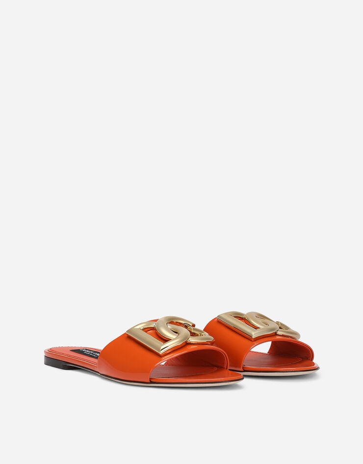 Polished calfskin sliders with DG logo - 2
