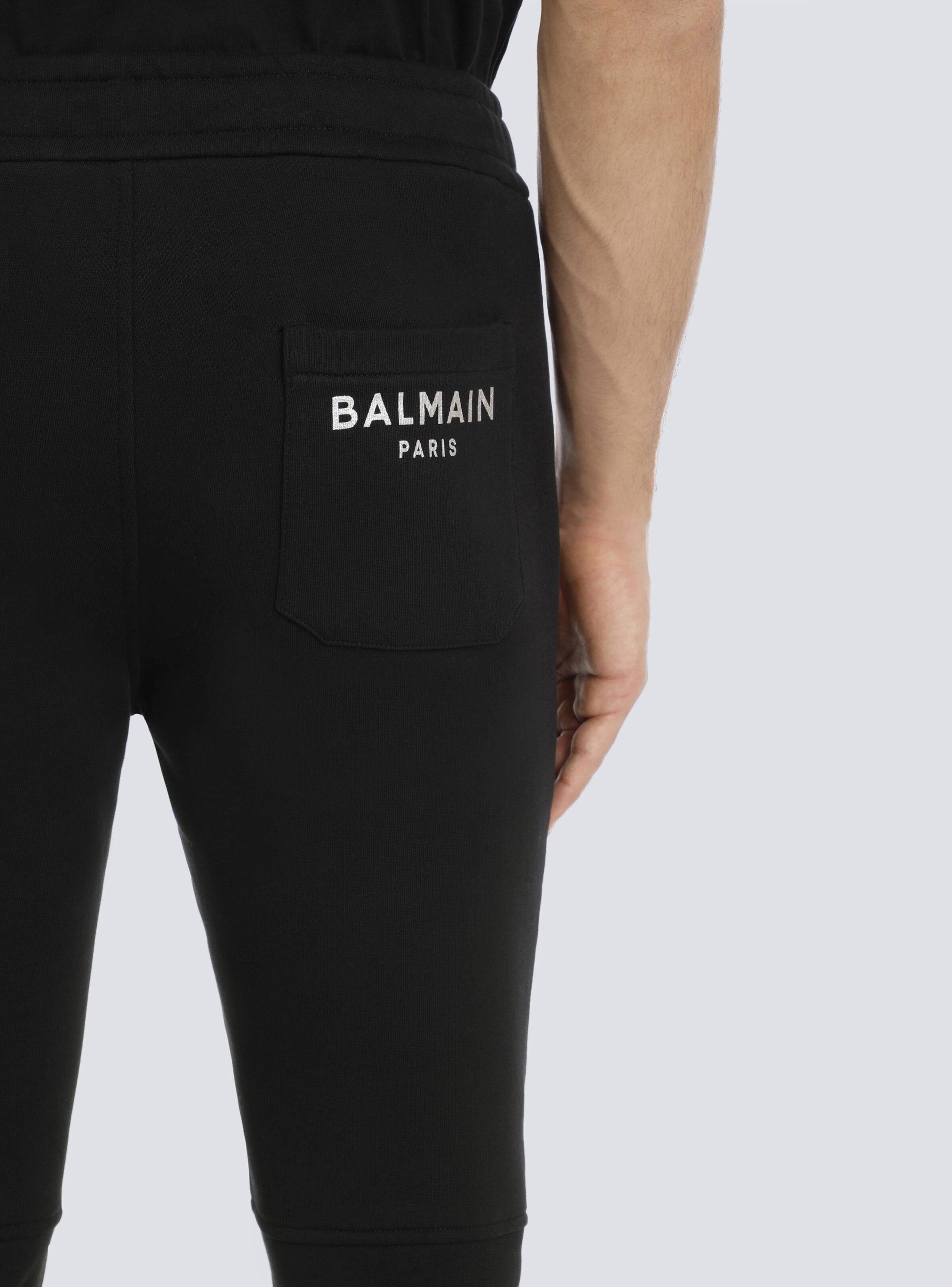 Eco-designed cotton sweatpants with Balmain logo print - 7